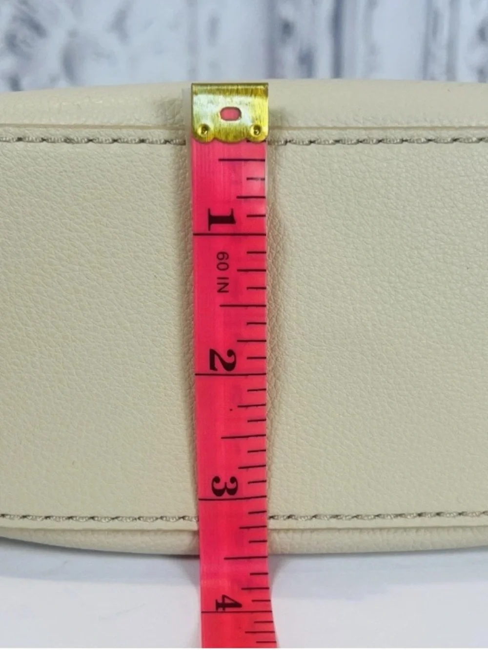 NWT Fossil Shae Leather Crescent  Shoulder | Arm | Cross-Body Bag Cream